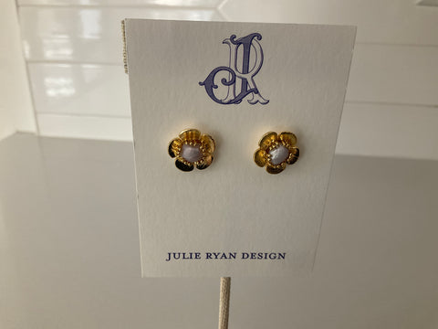 Claris Flower stud